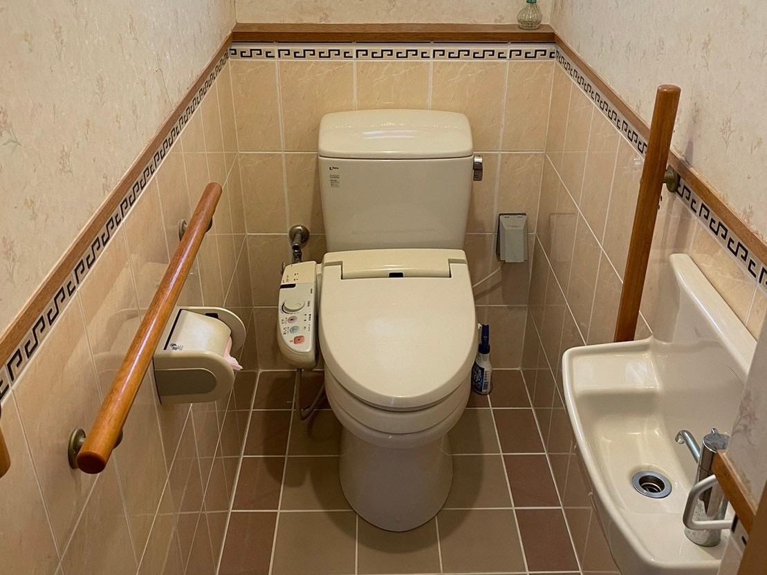 トイレ交換工事 施工前